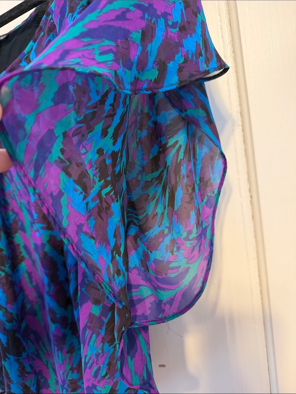 ✨ Express Abstract Sheer Overlay Flowy Top ✨ - Picture 5 of 6